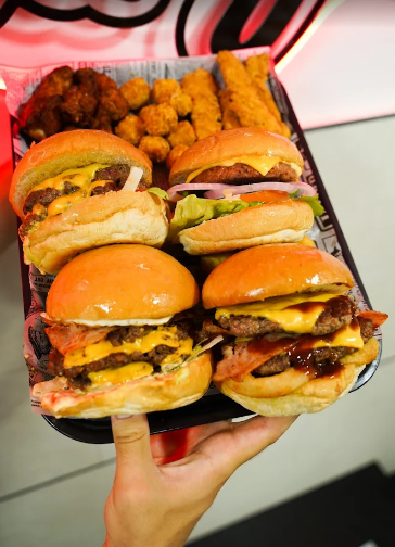 Cuatro hamburguesas Dolce Burger con entrantes